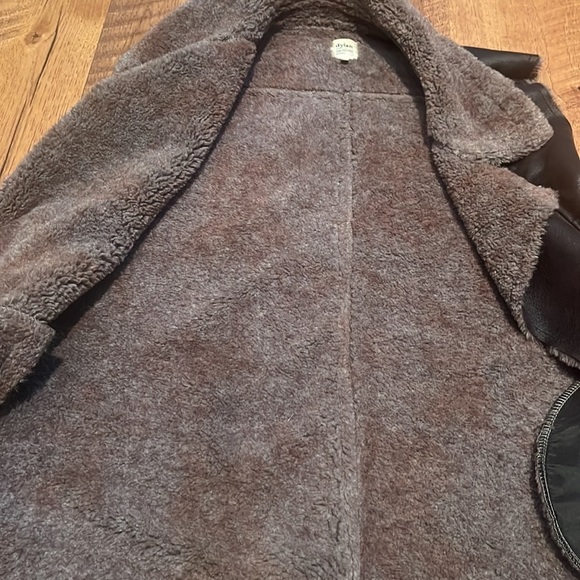 Dylan Woman’s Vest Size XL - Picture 5 of 6